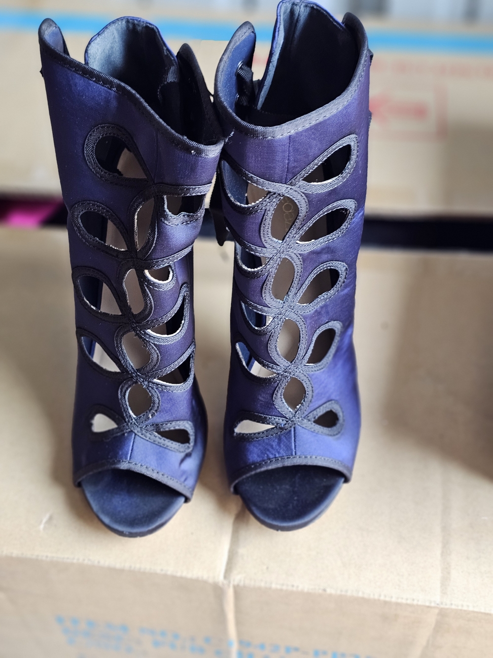 Shoe Dazzle Purple Cutout Peep-Toe Ankle Booties